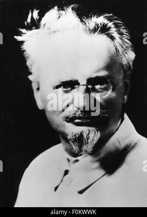 Trotsky, Leon, 7.11.1879 - 28.8.1940, Soviet politician, portrait, 1930s, Stock Photo