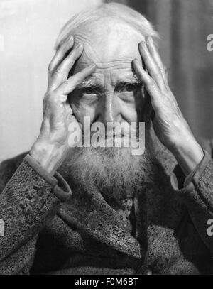 Shaw, George Bernard, 26.7.1856 - 2.11.1950, Irish author / writer, portrait, 1940s, Stock Photo