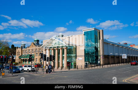 Harrogate International Exhibition Conference Centre and Royal Hall HIC in spring Harrogate North Yorkshire England UK United Kingdom GB Great Britain Stock Photo