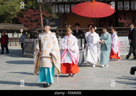 Traditional Japanese Shinto wedding ceremony, Yasaka Shrine, Kyoto, Japan, Asia Stock Photo