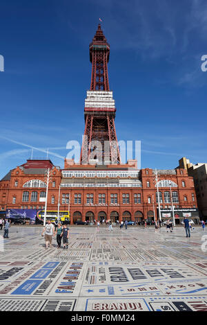 Blackpool Tower showing the entire frontage including the Comedy Carpet Stock Photo