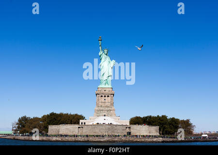 New York. USA.  The Statue of Liberty of New York seen from a boat on the Hudson river. Stock Photo