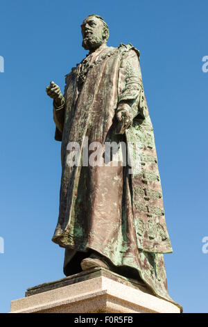 Statue of Spencer Compton, Eighth Duke of Devonshire, King Edward’s Parade, Eastbourne, East Sussex, England Stock Photo