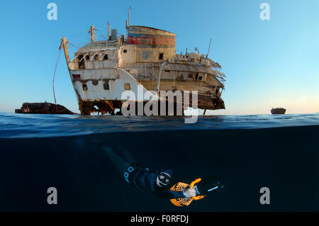 Red Sea, Egypt. 15th Oct, 2014. Freediver swims to underwater scooter near the wreck, Red Sea, Egypt © Andrey Nekrasov/ZUMA Wire/ZUMAPRESS.com/Alamy Live News Stock Photo