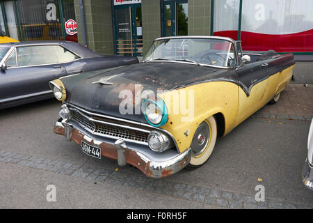 1955 Ford Fairlane Sunliner Stock Photo