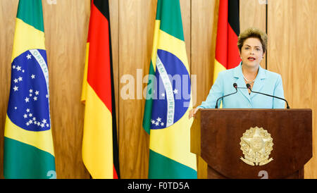 Brasilia, Brazil. 20th Aug, 2015. Image provided by Brazil's Presidency shows Brazilian President Dilma Rousseff speaking during a press conference with German Chancellor Angela Merkel (not pictured) in Brasilia, capital of Brazil, on Aug. 20, 2015. Brazil and Germany on Thursday signed cooperation accords on renewable energy and sustainable development, and issued a joint declaration on climate change. Credit:  Roberto Stuckert Filho/Presidency of Brazil/Xinhua/Alamy Live News Stock Photo