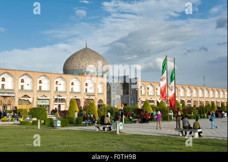 Sheikh Lotfollah Mosque, Maidan Square, also Naqsh-e Jahan Square, Isfahan, Iran Stock Photo