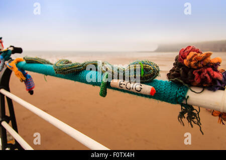 Saltburn Pier mystery knitting, Saltburn, Redar and Cleveland, North Yorkshire England UK Stock Photo