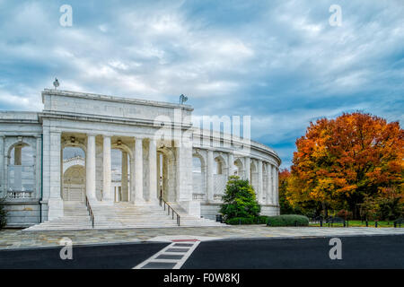 Exterior view to the Arlington Memorial Amphitheater during a peak fall foliage afternoon. Stock Photo