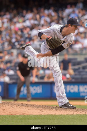 New York, New York, USA. 22nd Aug, 2015. Yankees' reliever ANDREW MILLER in the 9th inning, NY Yankees vs. Cleveland Indians, Yankee Stadium, Saturday August 22, 2015. Credit:  Bryan Smith/ZUMA Wire/Alamy Live News Stock Photo