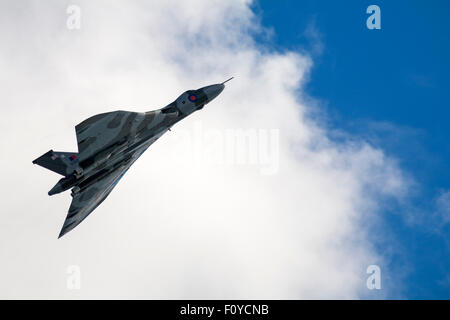Bournemouth, Dorset UK. 23 August 2015. The Vulcan, RAF Avro Vulcan XH558 bomber, makes its last appearance at this years Bournemouth Air Festival, as its final ever season in the air.  Credit:  Carolyn Jenkins/Alamy Live News Stock Photo