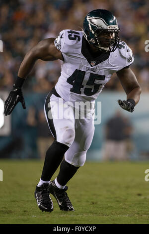 August 22, 2015: Philadelphia Eagles quarterback Sam Bradford (7) looks ...