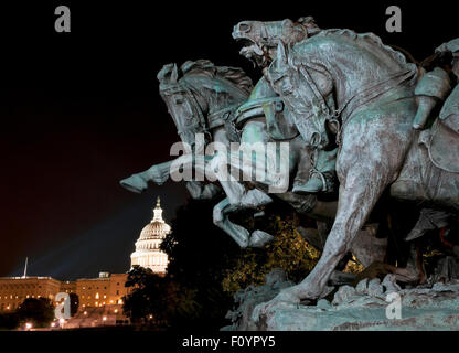 The Ulysses S. Grant Memorial at the Capitol Reflecting Pool, Washington DC with The US Capitol Building in background at night Stock Photo