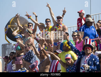 Los Angeles, California, USA. 23rd Aug, 2015. United States fans in the World Series of Beach Volleyball Men Final against Brazil in Long Beach, California, Sunday, August. 23, 2015. Brazil won 2-1. Credit:  Ringo Chiu/ZUMA Wire/Alamy Live News Stock Photo