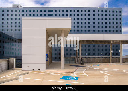 August 19, 2015 - Dallas, Texas, USA: Exterior views of the new addition to Parkland Memorial Hospital Stock Photo