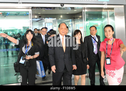 Fuzhou, China's Fujian Province. 24th Aug, 2015. A Taiwan delegation, headed by Straits Exchange Foundation (SEF) chairman Lin Join-sane, arrives for talks with mainland negotiators in Fuzhou, capital of southeast China's Fujian Province, Aug. 24, 2015. © Lin Shanchuan/Xinhua/Alamy Live News Stock Photo