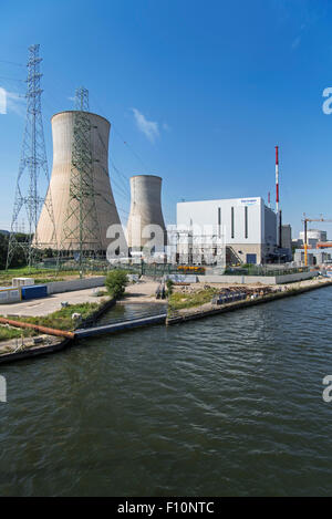 Cooling towers of the Tihange Nuclear Power Station along the Meuse River at Huy / Hoei, Liège / Luik, Belgium Stock Photo