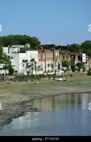 Thames riverside, Strand-on-the-Green, Kew, London W4, United Kingdom Stock Photo