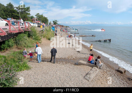 Lake Baikal, Siberia, Russia. 15th Oct, 2014. Beach, Listvyanka, Irkutsky District, Irkutsk Oblast, lake Baikal, Siberia, Russian Federation © Andrey Nekrasov/ZUMA Wire/ZUMAPRESS.com/Alamy Live News Stock Photo