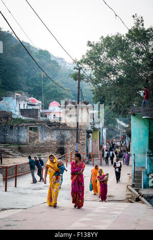 Hindu pilgrims at Kamadgiri, Madhya Pradesh, India Stock Photo