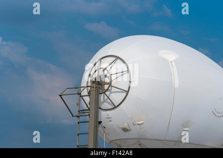 Moscow, Russia, Wednesday, August 26, 2015. The Twelfth International Moscow Aerospace Show MAKS 2015 was opened in Zhukovsky city in the Moscow Region on August 25, 2015. The aim of the show is to demonstrate Russian aerospace achievements, make contracts and negotiate international projects. Details of the tethered balloon at the air show. Credit:  Alex's Pictures/Alamy Live News Stock Photo