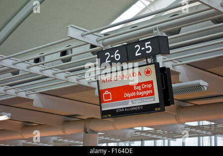 Toronto Pearson Terminal 1 departures drop off area vacant as the airline industry copes with the COVID 19 pandemic Stock Photo Alamy