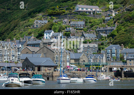 The harbourside on the river Mawddach at Barmouth, Snowdonia national Park, Gwynedd, North Wales UK Stock Photo