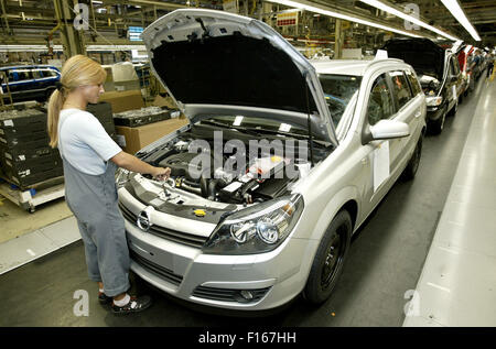 Astra station wagon in the Opel factory Stock Photo