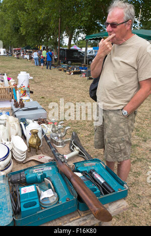 Tourist shopping at Brocante in Charente Maritime, south west France Stock Photo