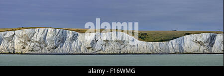 The white chalk cliffs of Dover along the English Channel in Kent, England, UK Stock Photo