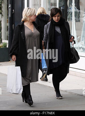 Lily Allen, Singer seen shopping in Nottinghill with her mother, London 2013 Stock Photo