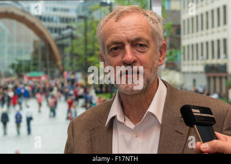 Sheffield, UK, 29th August 2015. Jeremy Corbyn at The Crucible Theatre Sheffield for a Labour Party Leadership campaign rally. Credit:  Jeremy Abrahams / Alamy Live News Stock Photo