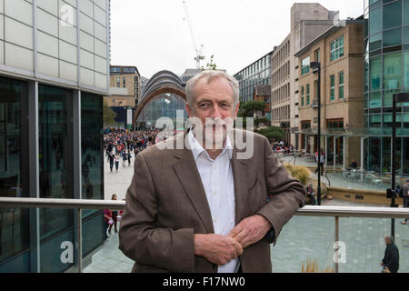 Sheffield, UK, 29th August 2015. Jeremy Corbyn at The Crucible Theatre Sheffield for a Labour Party Leadership campaign rally. Credit:  Jeremy Abrahams / Alamy Live News Stock Photo