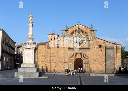 Avila, SPAIN - 10 august 2015: Santa Teresa Square, Front of the Church of San Pedro, main facade stands out its Cistercian rose Stock Photo