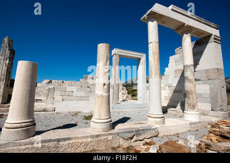 Griechenland, Kykladen, Naxos, Ano Sangri, Demeter-Tempel aus dem 6. Jh. v. Chr, gilt als ältester Tempel Griechenlands im ionis Stock Photo