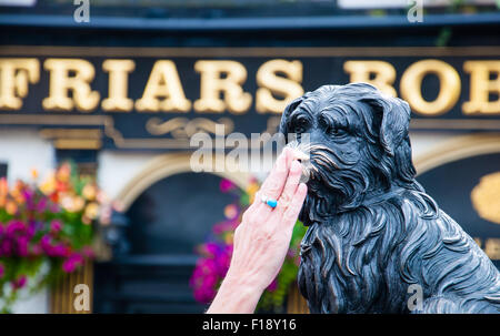 statue of greyfriar's bobby in edinburgh, scotland Stock Photo