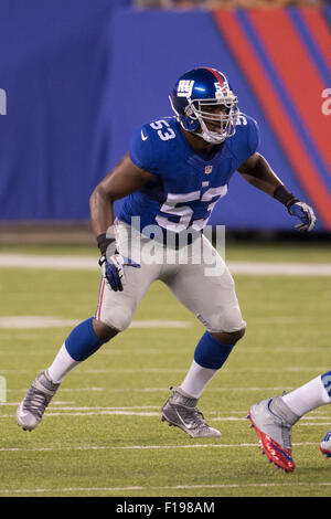 Oakland, California, USA. 3rd Jan, 2010. Baltimore Ravens linebacker Jameel  McClain #53, linebacker Ray Lewis #52, and linebacker Prescott Burgess #54  watch replay during game from the sidelines on Sunday, January 3