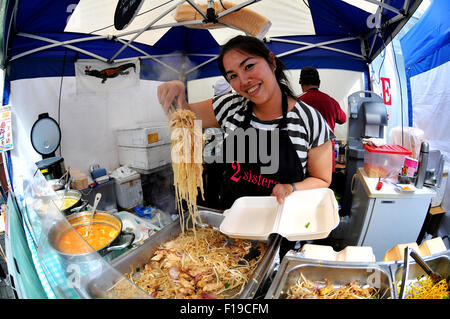 Bolton, UK. 30th Aug, 2015. The 10th annual Bolton Food and Drink Festival, Victoria Square, Bolton, Lancashire. Noodles galore from Two Sister Thai. Credit:  Paul Heyes/Alamy Live News Stock Photo