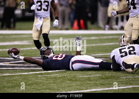 New Orleans, Lousiana, USA. 30th Aug, 2015. Houston Texans tight end Garrett Graham (88) during the game between the New Orleans Saints and the Houston Texans at the Mercedes-Benz Superdome in New Orleans, LA. Credit:  Cal Sport Media/Alamy Live News Stock Photo