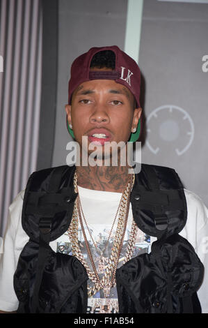 Los Angeles, California, USA. 30th Aug, 2015. Rapper Tyga arrives at the 2015 MTV Video Music Awards at Microsoft Theatre in Los Angeles, USA, on 30 August 2015. Credit:  dpa picture alliance/Alamy Live News Stock Photo