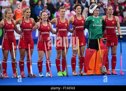 Lea Valley, London, UK. 30th Aug, 2015. Unibet EuroHockey Championships Day 10. Gold Medal Final. England versus Netherlands. The England team sing the National Anthem © Action Plus Sports/Alamy Live News Stock Photo