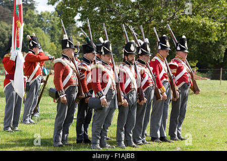 Reenactment of the 33rd Regiment foot soldiers going into battle