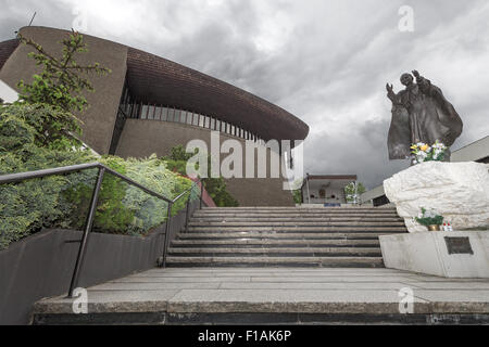 Lord's Ark Church, Arka Pana, & Pope Paul II, Nowa Huta, (New Steel Works), Stalinist Krakow, Poland Stock Photo