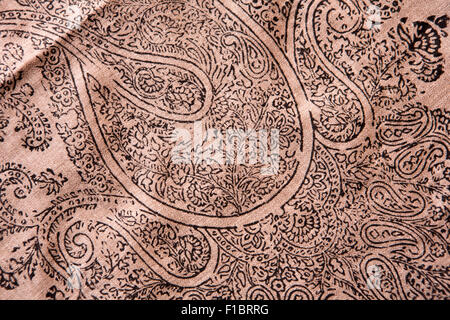 India, Jammu & Kashmir, Srinagar, pattern block printed onto pashmina for embroiderer to follow, (washed ut afterwards) Stock Photo