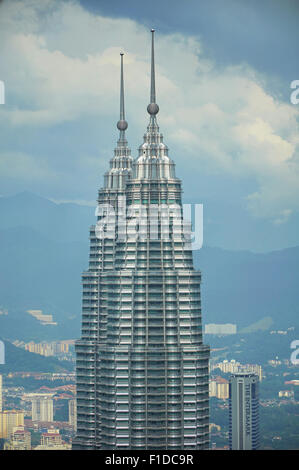 KUALA LUMPUR, MALAYSIA - NOVEMBER 17, 2010: The Petronas Twin Towers on November 14, 2010, in Kuala Lumpur, Malaysia. One of the Stock Photo