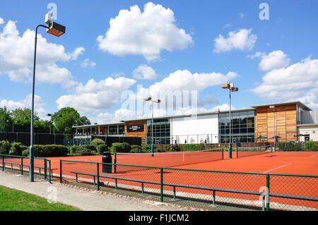Clay tennis courts at The Riverside Health & Rackets Club Chiswick, Borough of Hounslow, Greater London, England, United Kingdom Stock Photo