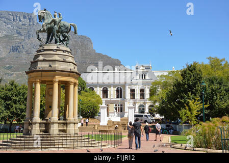 Delville Wood Memorial and Iziko SA Museum, The Company's Garden, Cape Town, Western Cape Province, Republic of South Africa Stock Photo