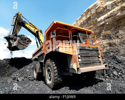 Loading coal from coal pit, Palesa Coal Mine Stock Photo - Alamy