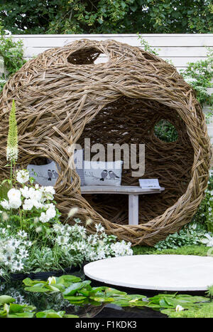Living Landscapes, City Twitchers Garden Designer CouCou Design, Sarah Keyser, RHS Hampton Court Flower Show 2015 Stock Photo