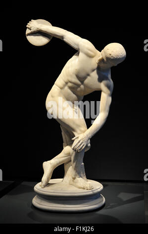 Italy, Rome, Palazzo Massimo alle Terme, Museo Nazionale Romano, National Roman Museum, discobolus, discus thrower (Discobolo Lancellotti) Stock Photo